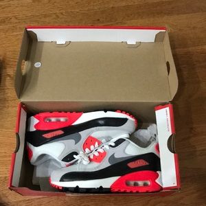Nike air max 90 infrared GS size 4.5Y